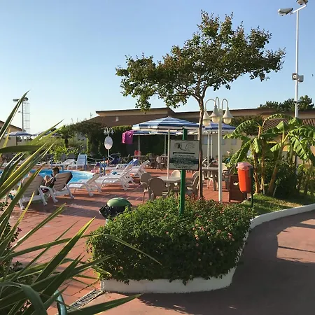 Con Piscina Mare Διαμέρισμα Βιέστε